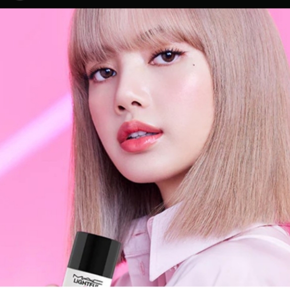 Mac Lightful C3 Radiant Emulsion - Picture 5 of 6